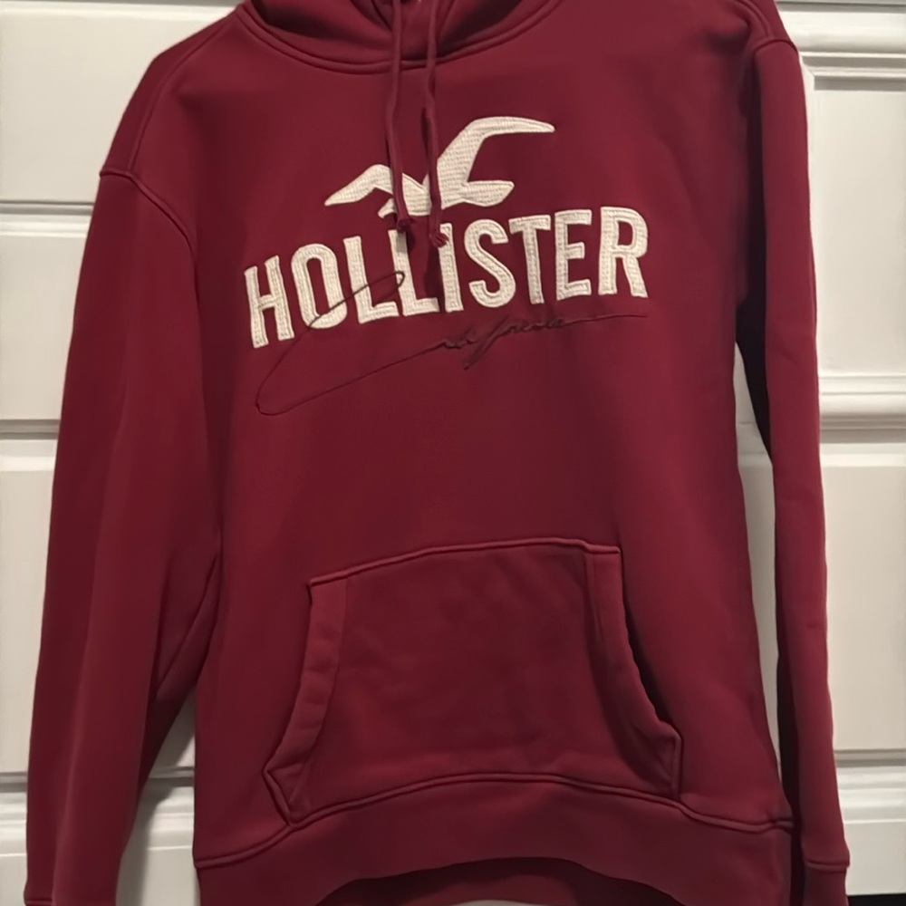 Hollister boys red sweatshirt